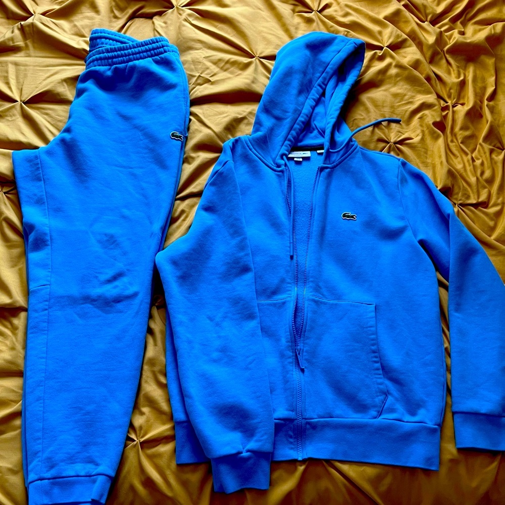 Lacoste sweat suit